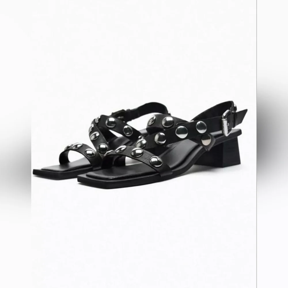 NEW Zara Size 6 / EU 36 Black Studded Leather Heels Sandals - Picture 1 of 4